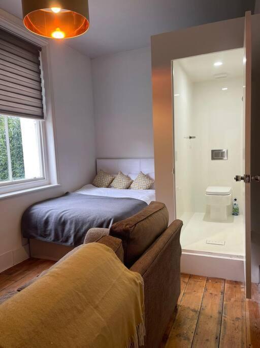 Apartmán 4 Quiet Compact Studio With Garden View - Best Location - Comfortable - Quiet Hove Exteriér fotografie